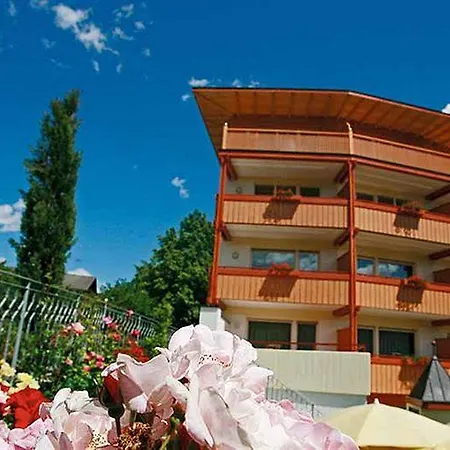 Nocturnes Hotel 4*