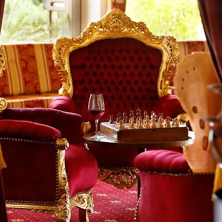 Nocturnes Hotel 4*